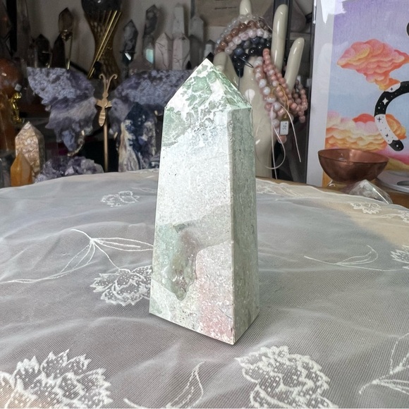 Green Zebra Jasper Tower - Picture 3 of 4